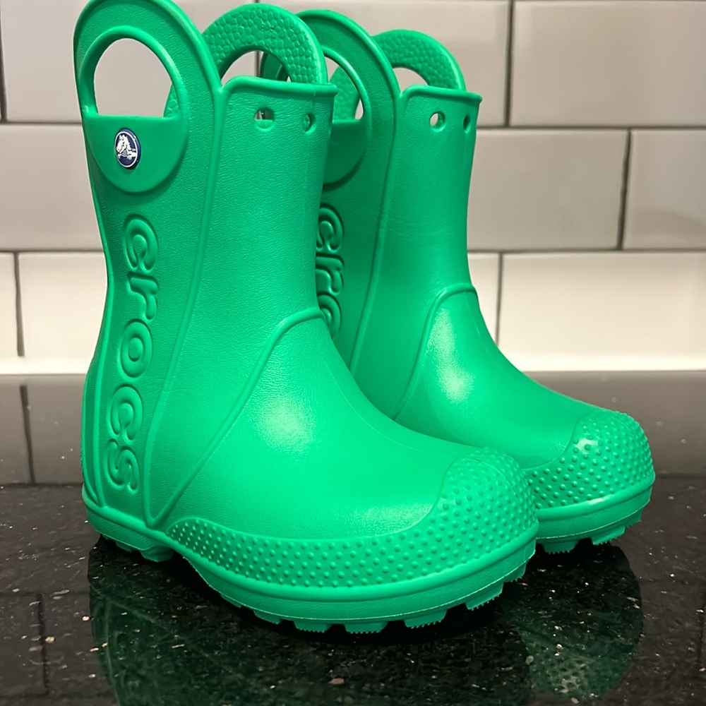 Like New! CROCS Toddler Rain Boots, 8T